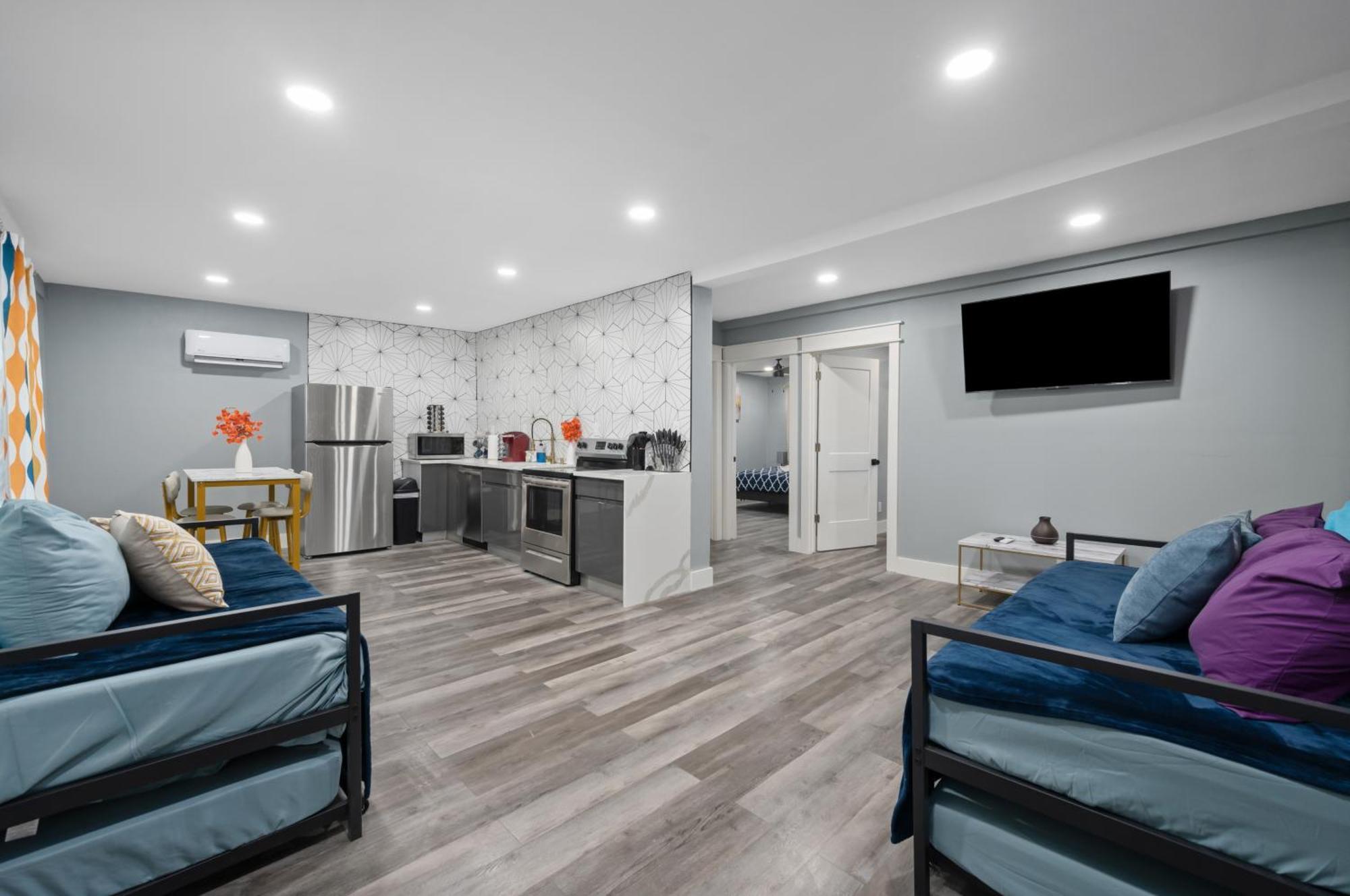 Elegant 2Br Apt Near Med Center With Free Park 휴스턴 외부 사진